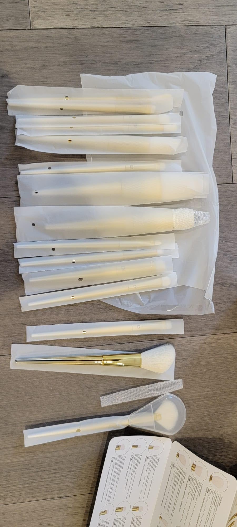 DUcare Set Pennelli Trucco 15 Pezzi Oro con Supporto