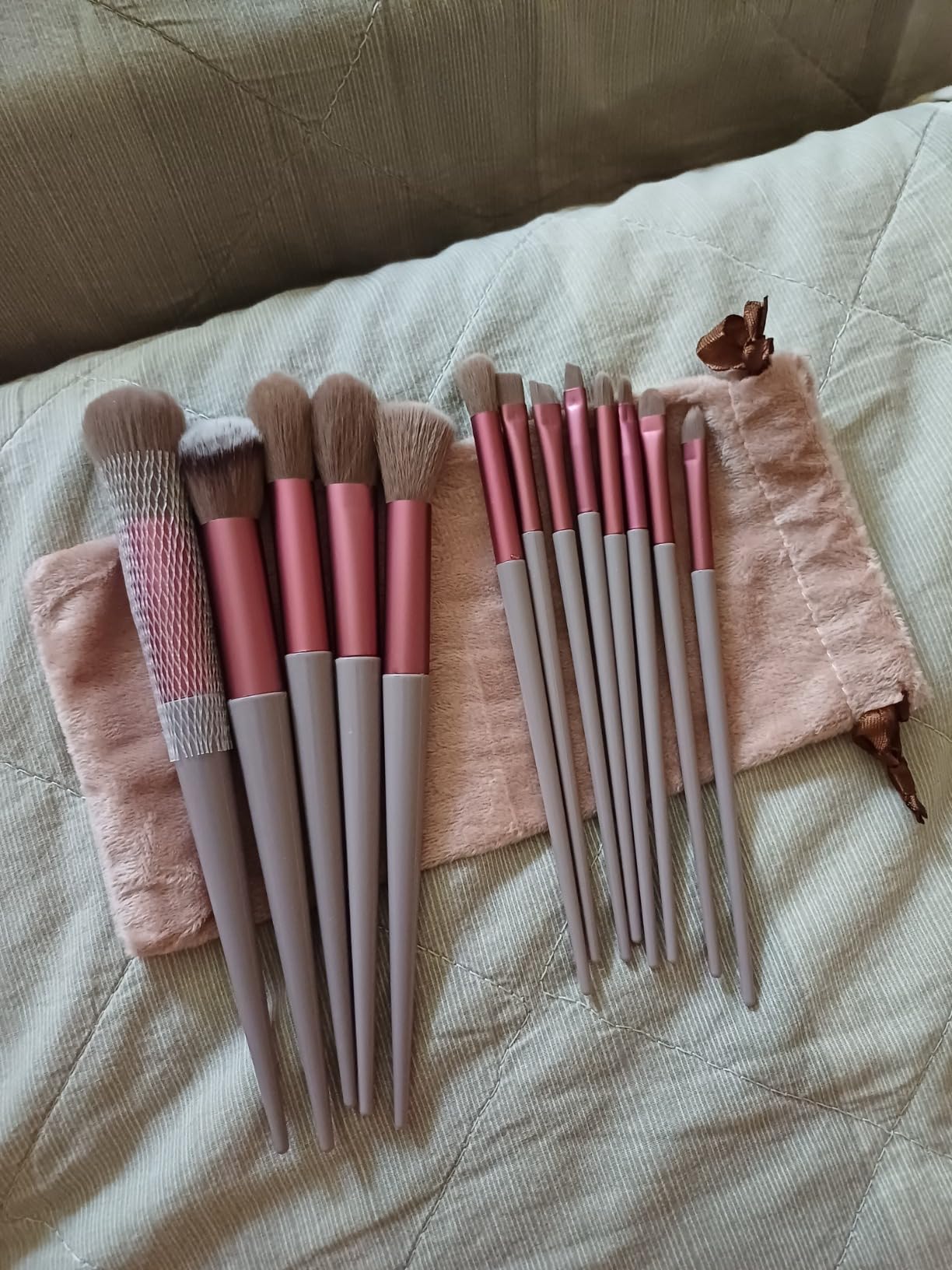 SJBAUTYO set pennelli trucco professionali 13 pezzi viso occhi