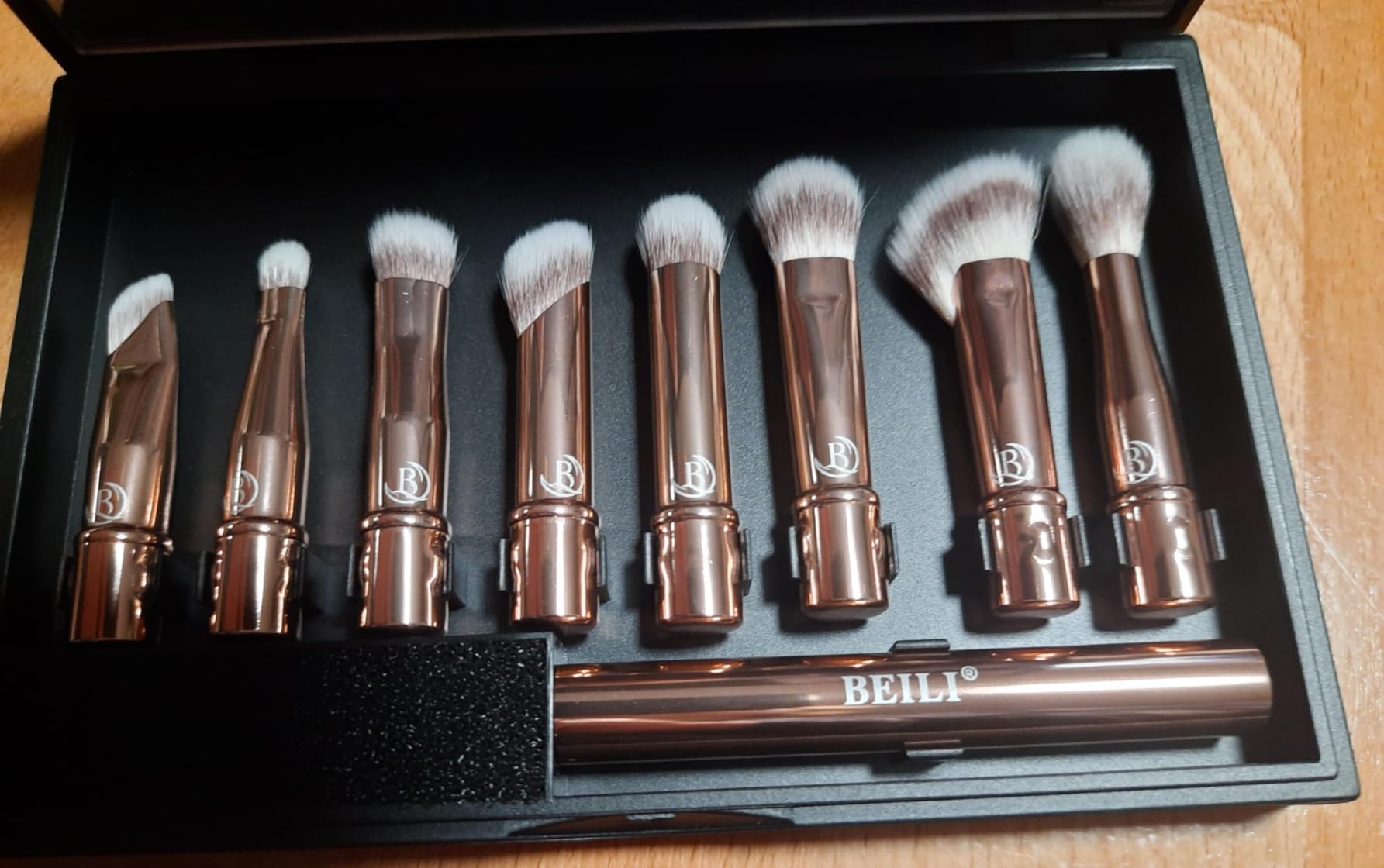 BEILI Set 8 Pennelli Trucco Viaggio Argento con Specchio