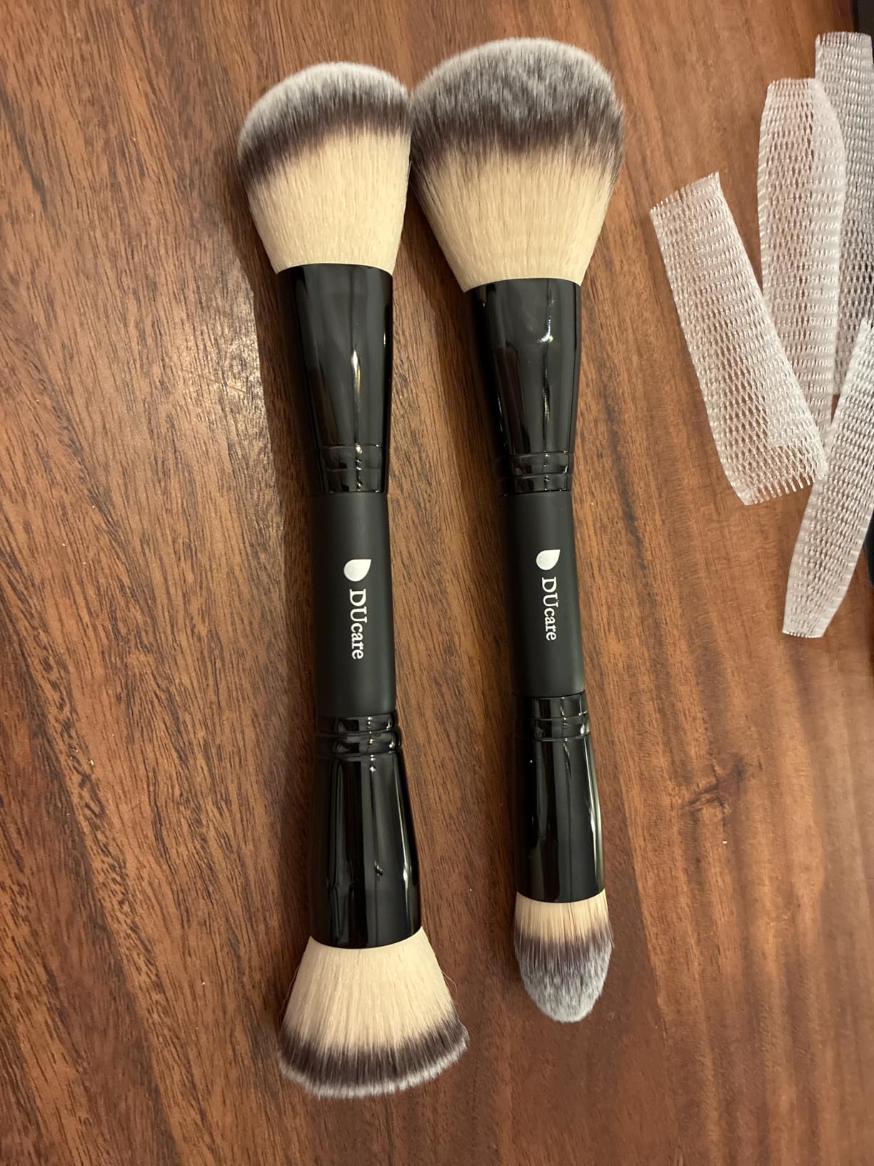 DUcare Pennello Fondotinta Doppia Punta Contouring Bronzo