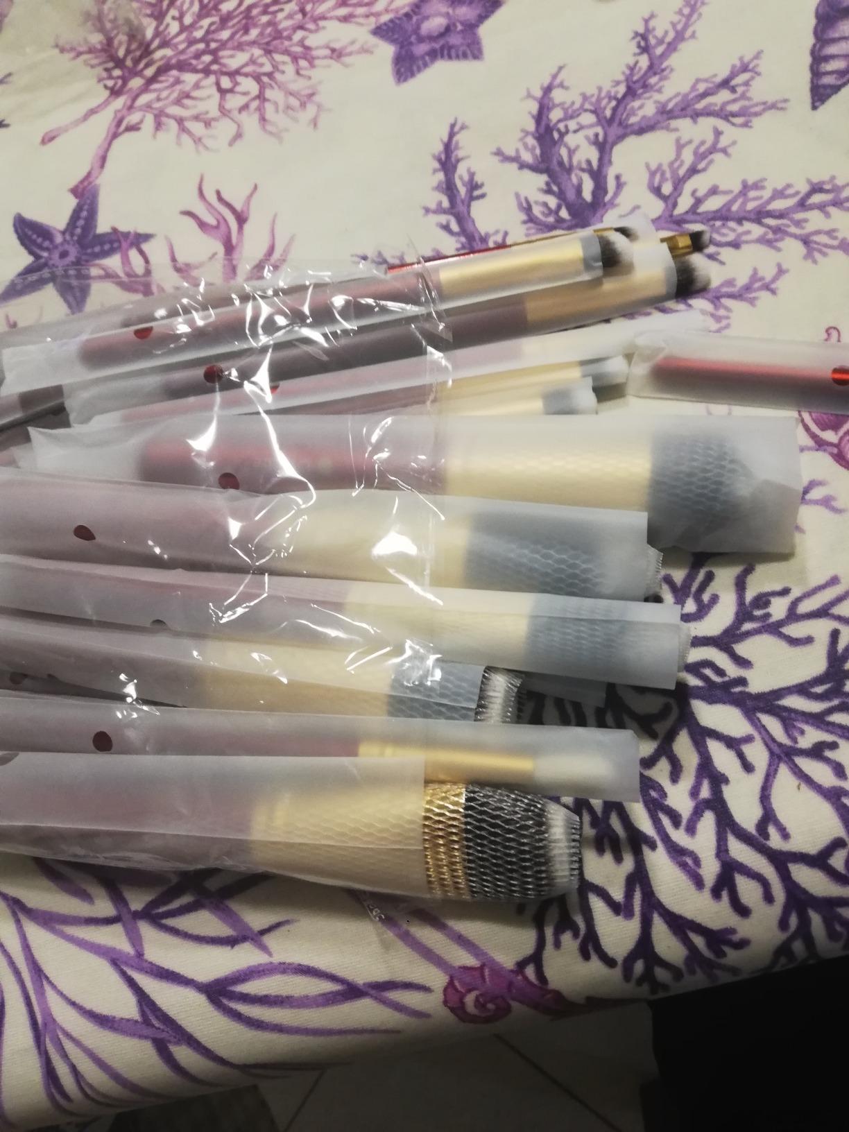 DUcare Set 27 pennelli trucco viso e occhi manico rosso