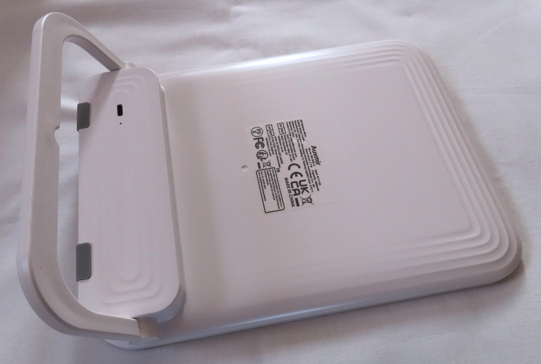 Auxmir Specchio Trucco LED Ricaricabile 4000mAh