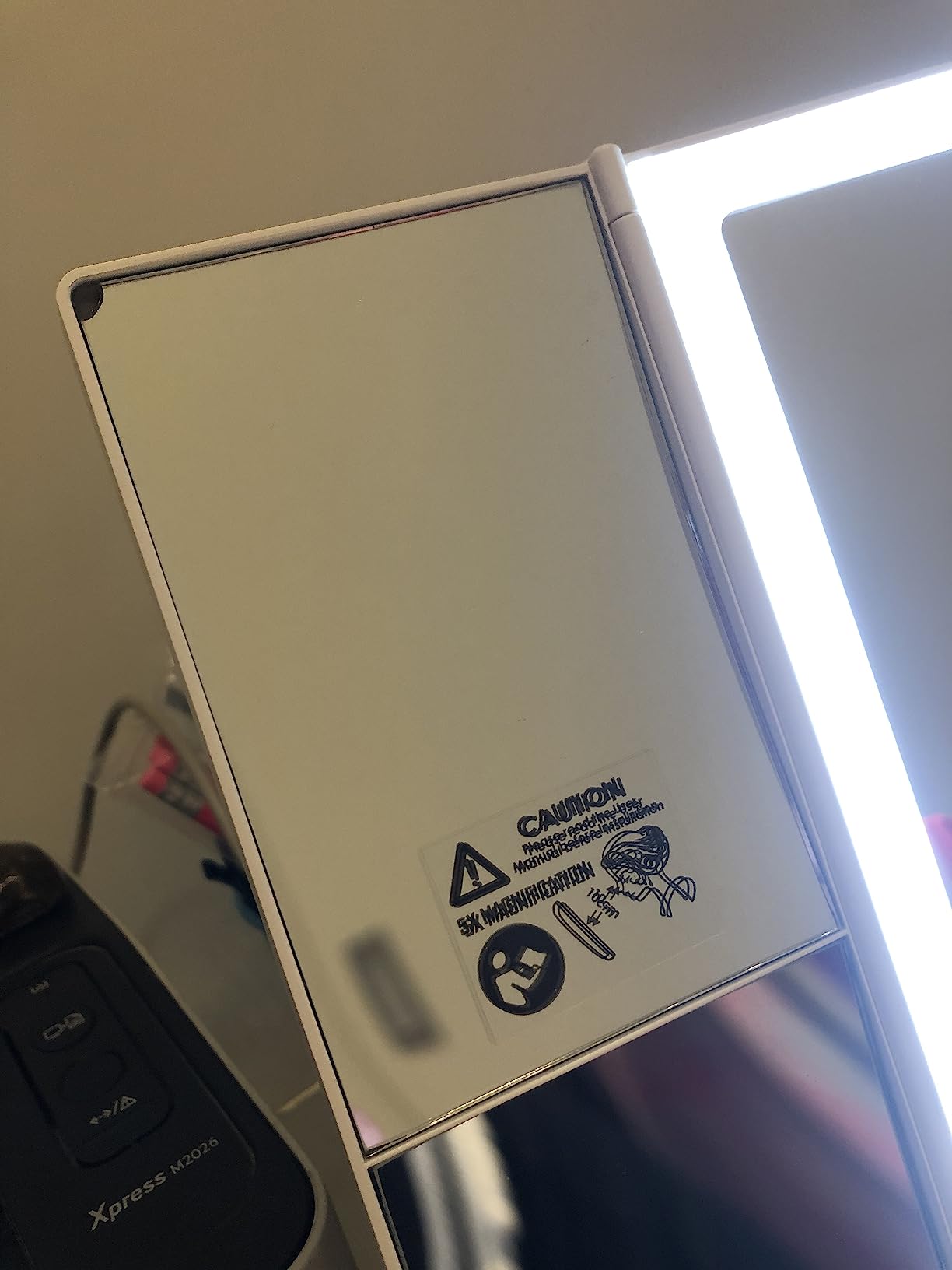 Auxmir Specchio Trucco con Luci 60 LED 1X 5X 7X Pieghevole